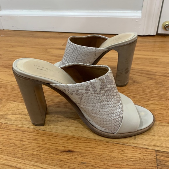 Rag & Bone Tristan Snake Print Mule Sandal Shoe Sz 9.5 White Python Leather 39.5 - Picture 5 of 16